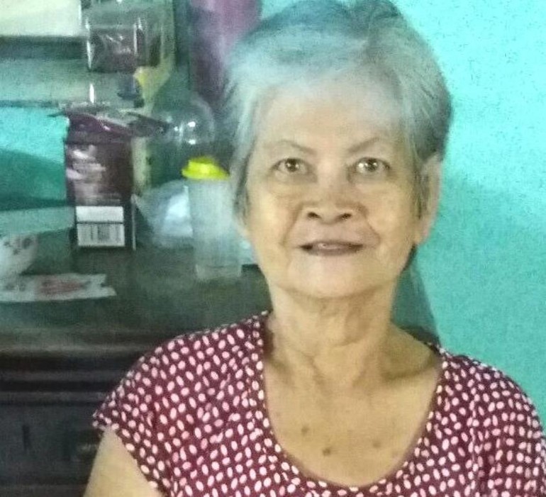 Giúp bà Vân xạ trị bệnh ung thư